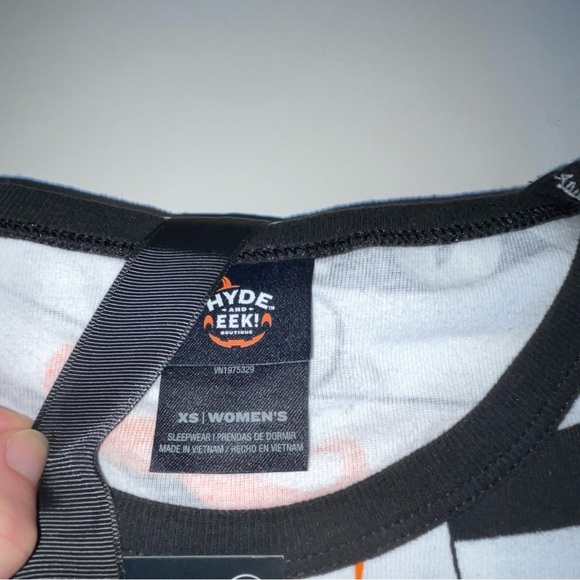 Target Hyde & Eek Women’s Halloween Pajamas - Picture 6 of 7